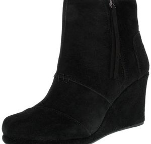 Tom's high desert suede ankle wedge bootie